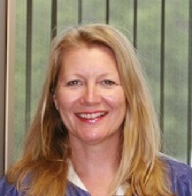Framingham Massachusetts periodontist Doctor Valerie Smith